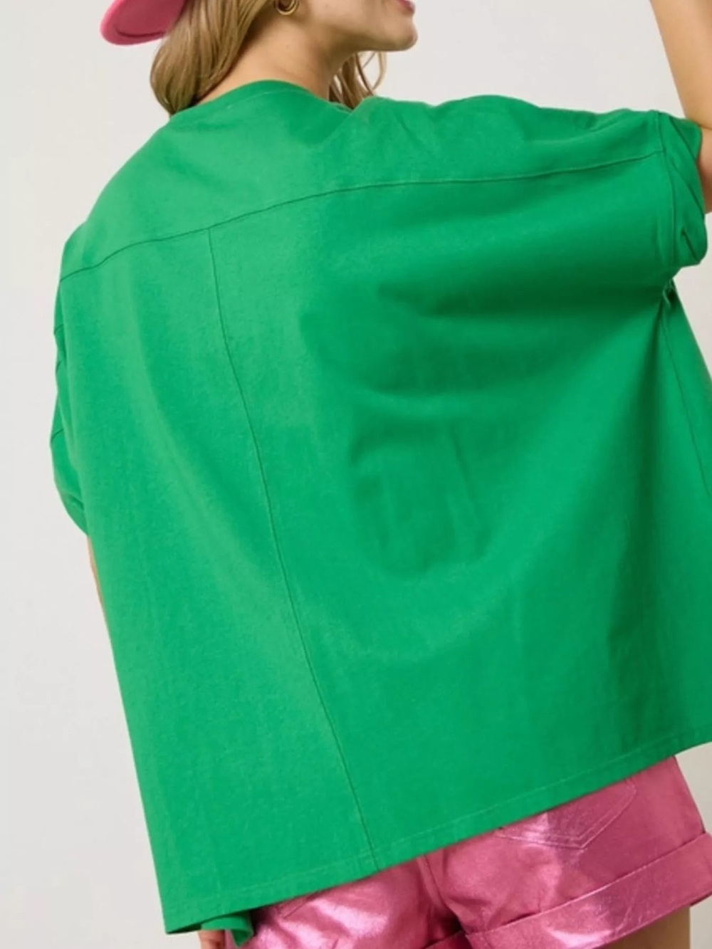 Fantastic Fawn | Sequined Lobster Oversized Tee  | Green & Pink | Medium - Picture 3 of 6